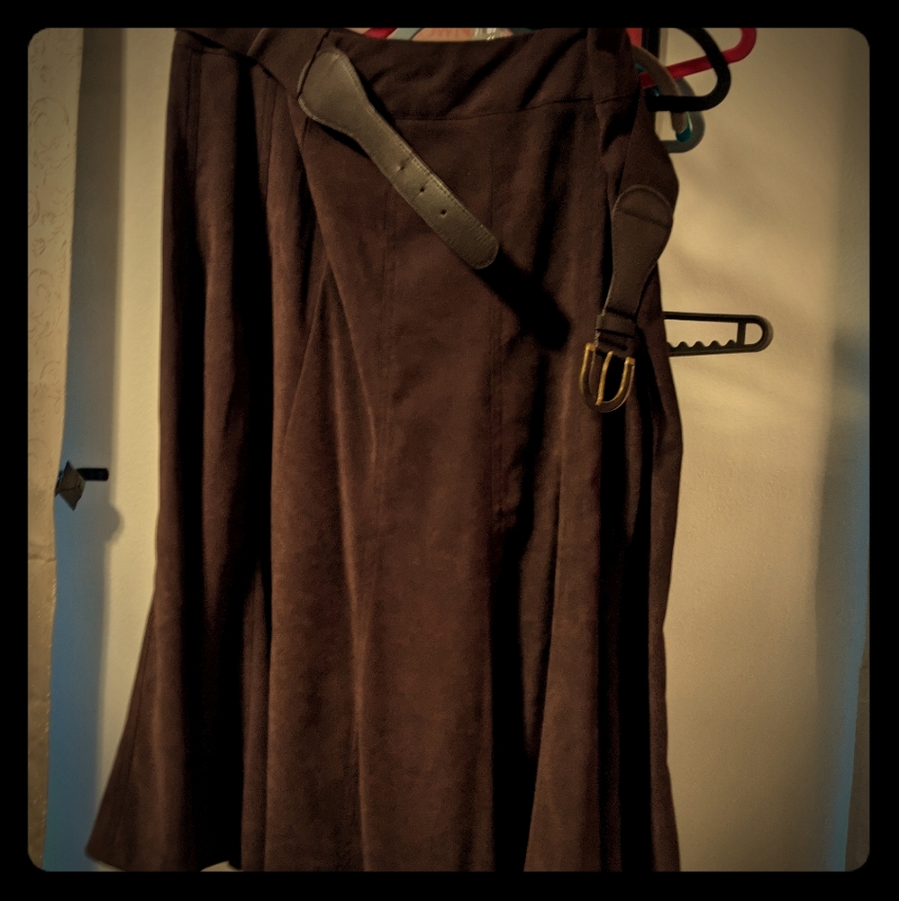 **SOLD** NWT Dressbarn Brown Suede skirt size 14W